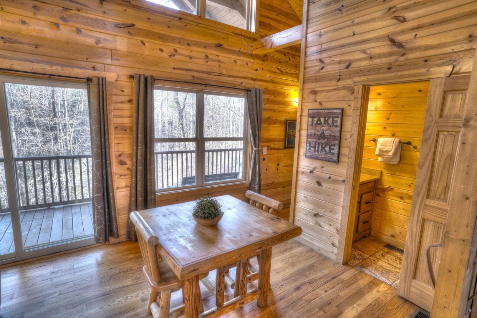 Luxury Cabin Sleeps 8 With Creekside Fire Pit Near Helen Ga Кливленд Экстерьер фото